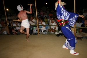 アヤ踊り