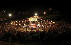 盆踊り会場